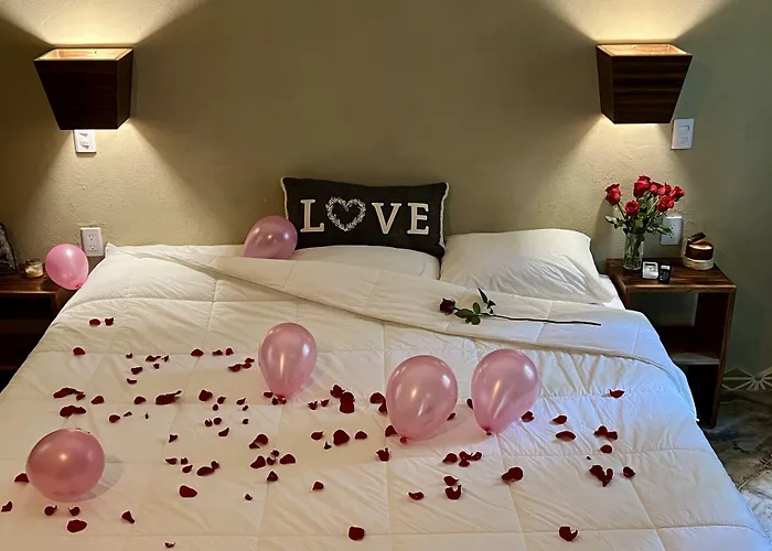 Hokhmah Heart Hotel