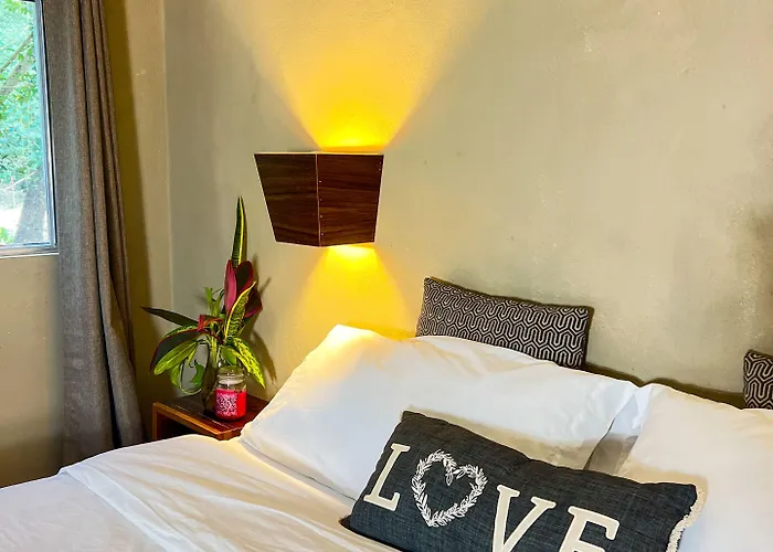 Hokhmah Heart Hotel